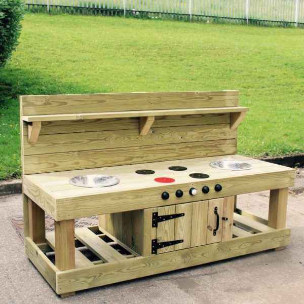 Large Mud Kitchen with oven