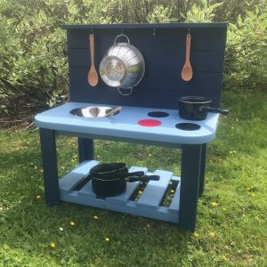 01aaba90f63905eacabf7829b74c30f88d53a74e3d blue small wooden mud kitchen