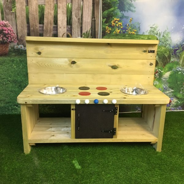 Windsor Large Mud Kitchen with four hobs and a cupboard door